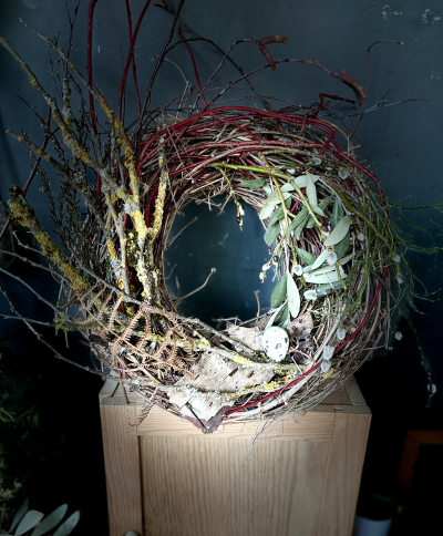 Frühlings Naturkranz binden und gestalten