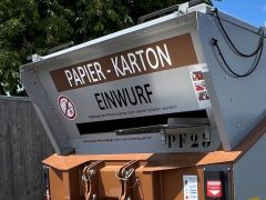 Neuer Presscontainer für Papier und Karton auf dem Viehschauplatz